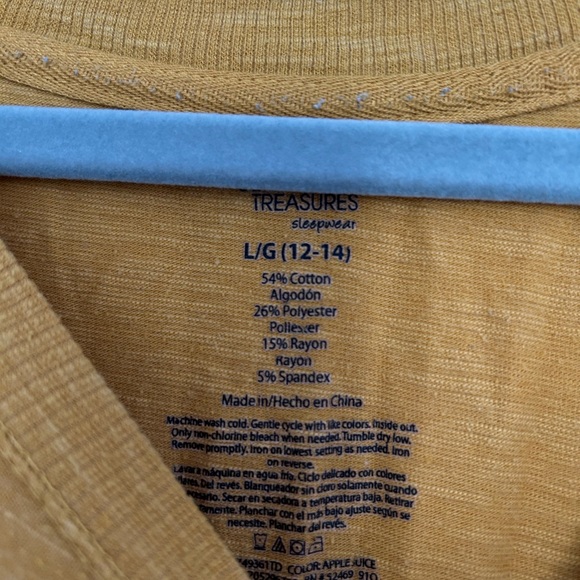 Secret Treasures lounge shirt - Picture 3 of 4